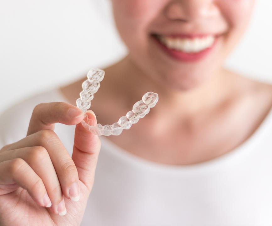 Invisalign : Il n’y a pas d’âge pour améliorer son sourire!