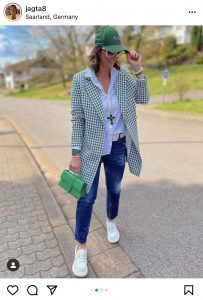 Mode : 4 influenceuses de 50+ à découvrir!