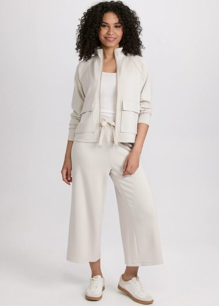 Melanie Lyne - Look sport